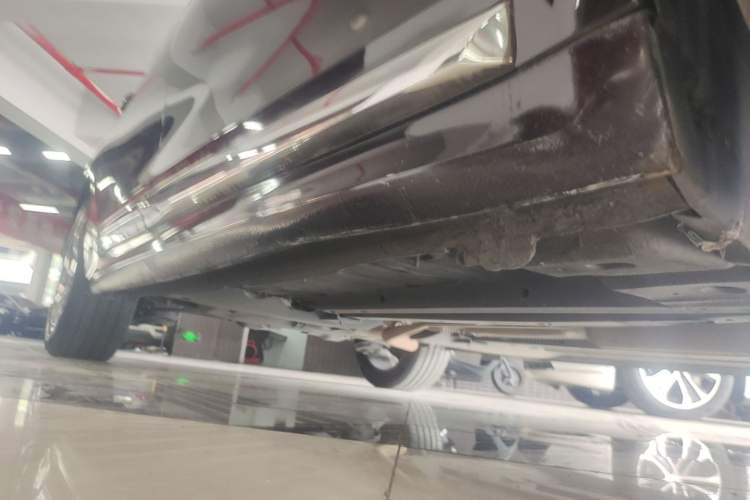 Used DS 5LS 2014 1.6T Luxury Edition THP160 Right Side Sill