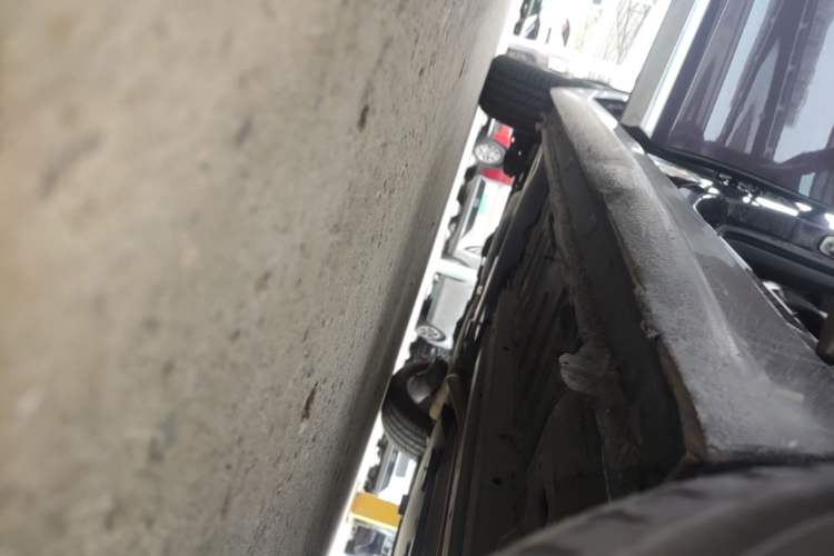 Used DS 5LS 2014 1.6T Elegant Version THP160 Right Side Sill