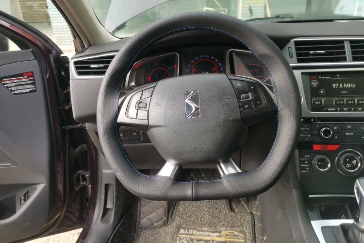 Used DS 5LS 2014 1.6T Luxury Edition THP160 Steering Wheel
