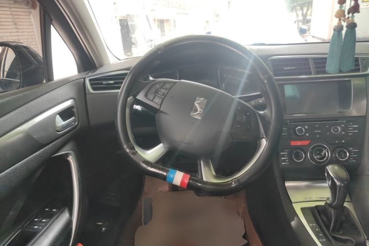 Used DS 5LS 2014 1.8L Elegant Edition VTi140 Steering Wheel