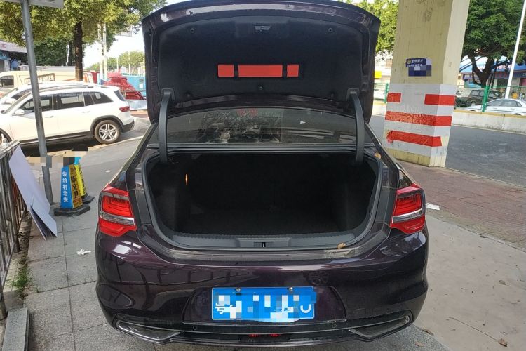 Used DS 5LS 2014 1.8L automatic Comfort version VTi140 Trunk