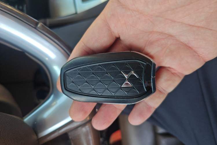 Used DS 5LS 2014 1.6T Prestige Edition THP200 Vehicle Key