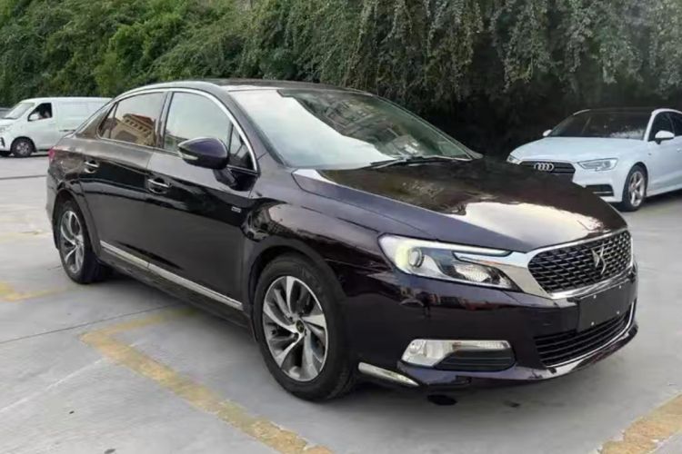 Used DS 5LS 2014 1.6T Luxury Edition THP200 Exterior 2