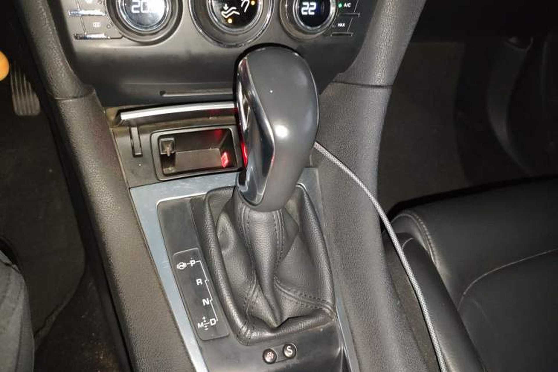 Used DS 5LS 2014 1.6T Elegant Version THP160 Gear Lever