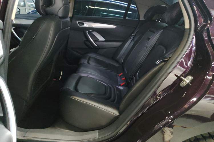 Used DS 5LS 2014 1.6T Luxury Edition THP160 Interior 4