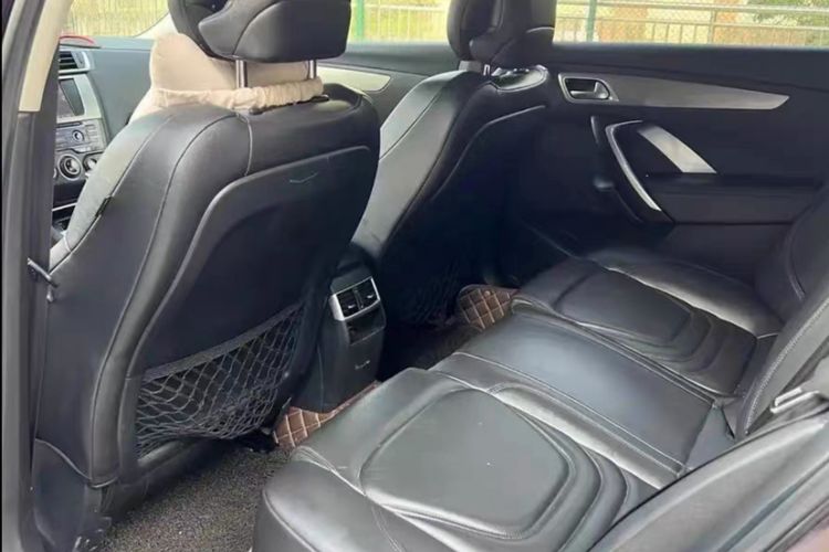 Used DS 5LS 2014 1.6T Luxury Edition THP200 Interior 4