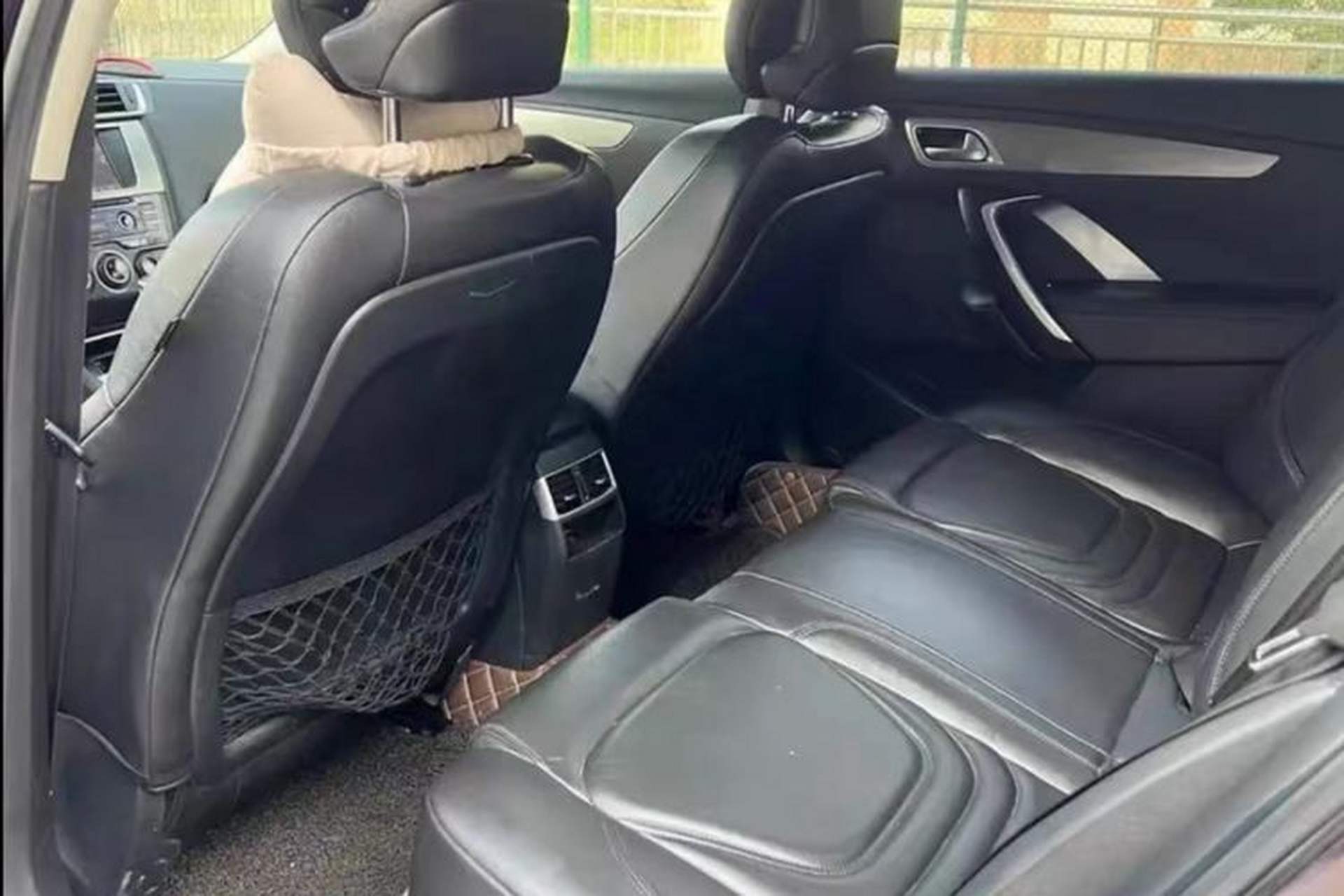 Used DS 5LS 2014 1.6T Luxury Edition THP200 Interior 4
