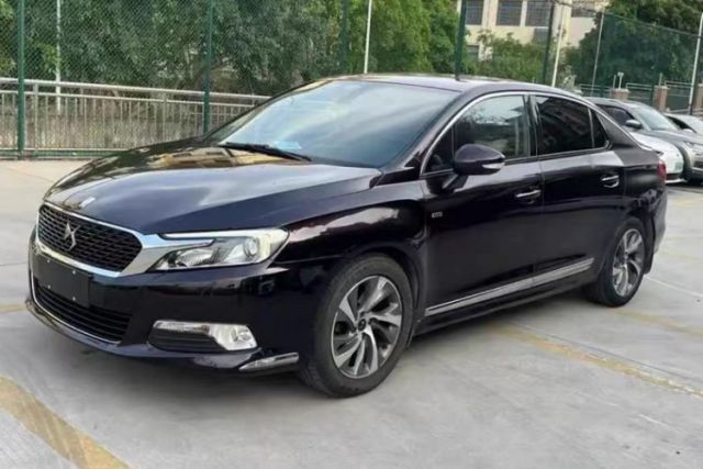 Used DS 5LS 2014 1.6T Luxury Edition THP200