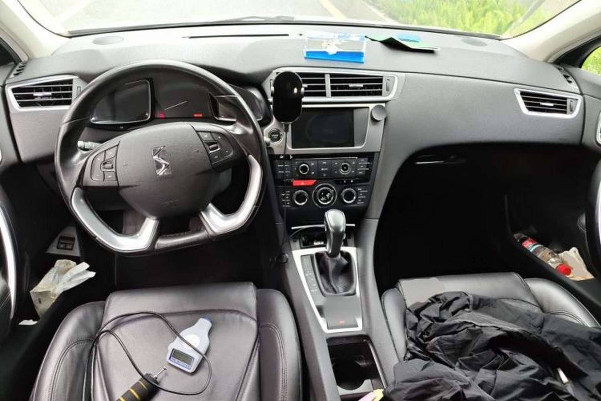 Used DS 5LS 2014 1.6T Luxury Edition THP160 Center Console