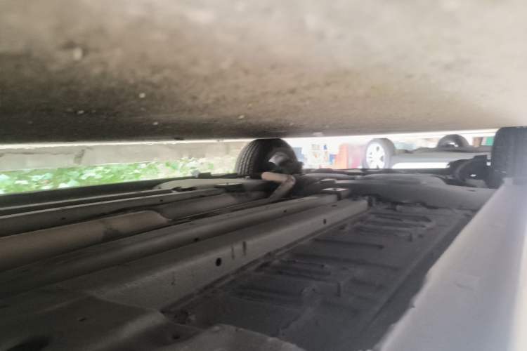 Used DS 5LS 2014 1.8L automatic Comfort version VTi140 Chassis Front Right