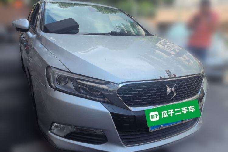 Used DS 5LS 2014 1.6T Luxury Edition THP160 Front Right 45 Deg