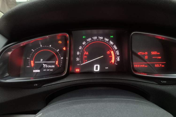 Used DS 5LS 2014 1.8L automatic Comfort version VTi140 Instrument Cluster