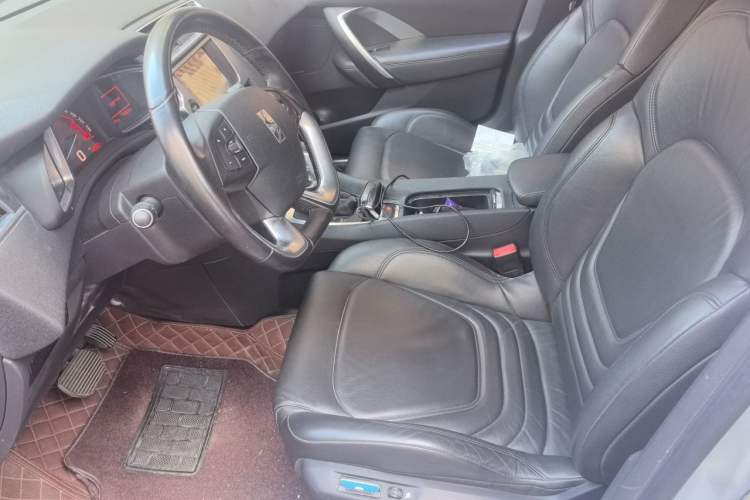 Used DS 5LS 2014 1.6T Luxury Edition THP160 Left Front Seat