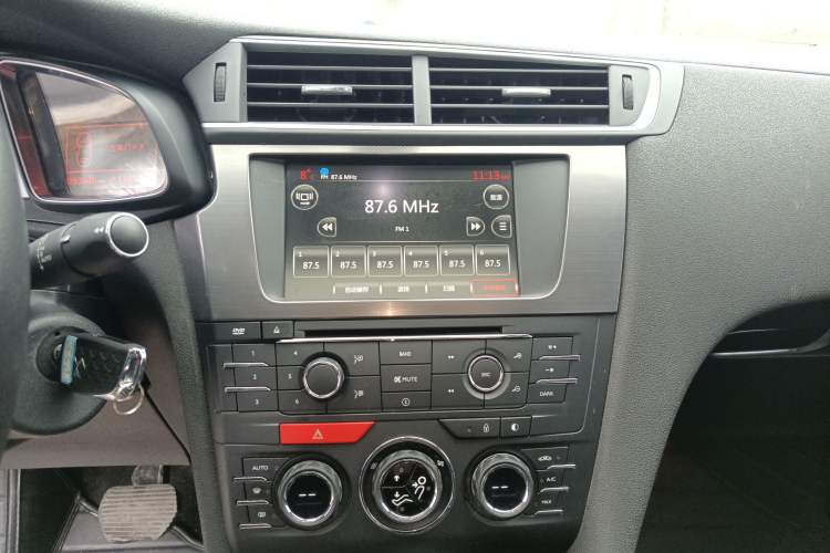 Used DS 5LS 2014 1.6T Elegant Version THP160 Audio And AC Panel
