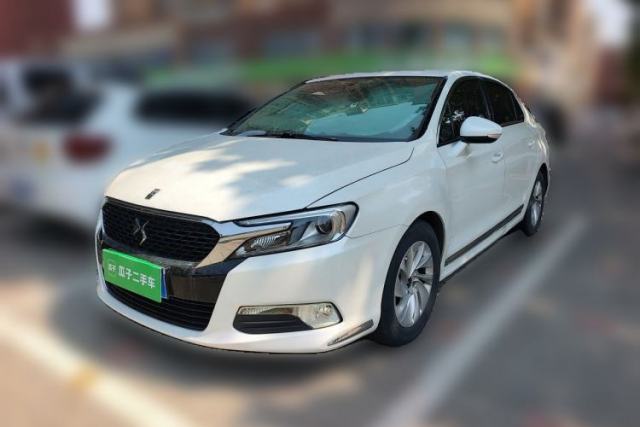 Used DS 5LS 2014 1.8L Manual Comfort Version VTi140