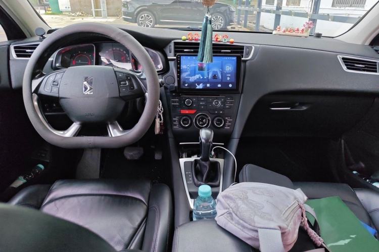 Used DS 5LS 2014 1.6T Elegant Version THP160 Center Console