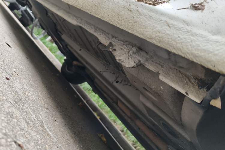 Used DS 5LS 2014 1.8L automatic Comfort version VTi140 Chassis Front Right