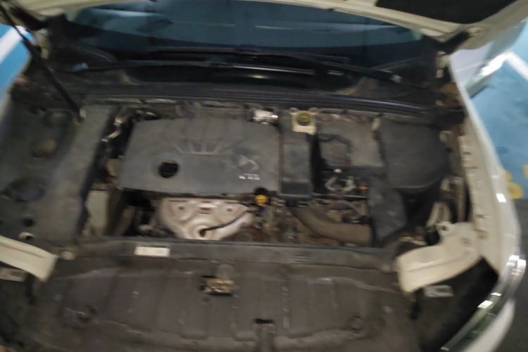 Used DS 5LS 2014 1.8L Elegant Edition VTi140 Engine Bay