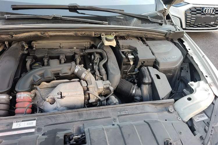 Used DS 5LS 2014 1.6T Elegant Version THP160 Engine Bay Left