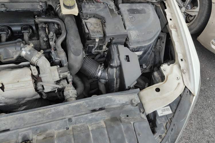 Used DS 5LS 2014 1.6T Elegant Version THP160 Engine Bay Left