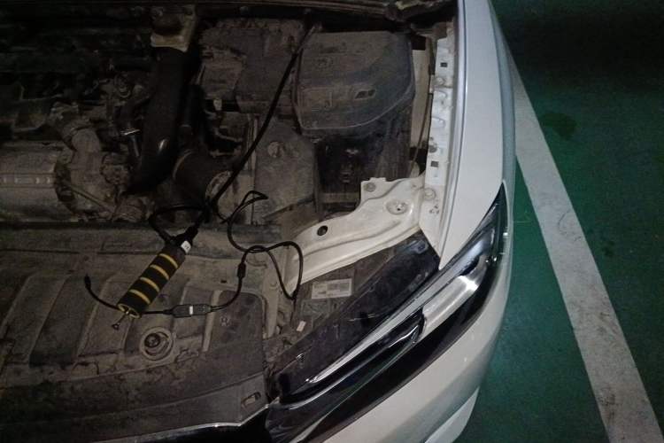 Used DS 5LS 2014 1.6T Luxury Edition THP160 Engine Bay Left