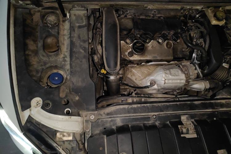 Used DS 5LS 2014 1.6T Prestige Edition THP200 Engine Bay Right