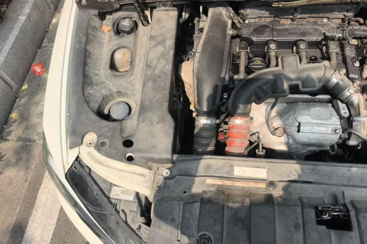 Used DS 5LS 2014 1.6T Elegant Version THP160 Engine Bay Right