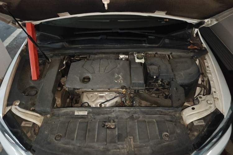 Used DS 5LS 2014 1.8L Elegant Edition VTi140 Engine Bay