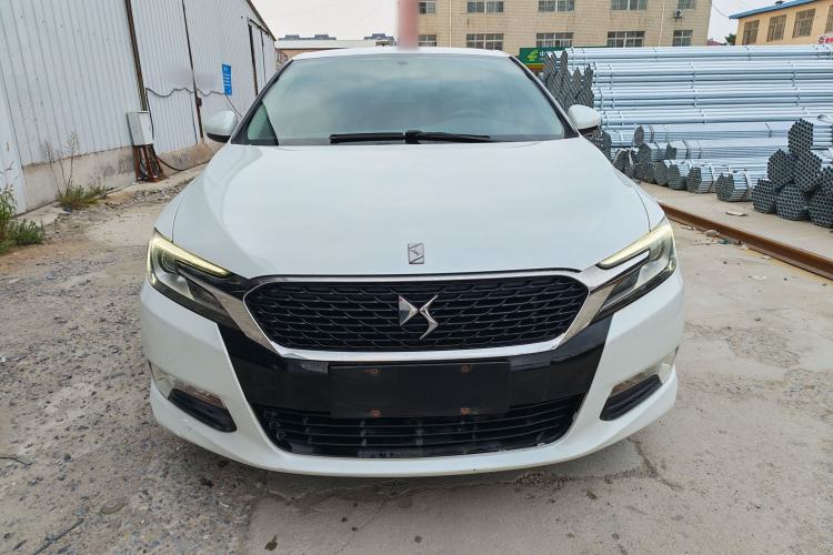 Used DS 5LS 2014 1.8L automatic Comfort version VTi140 Exterior 3