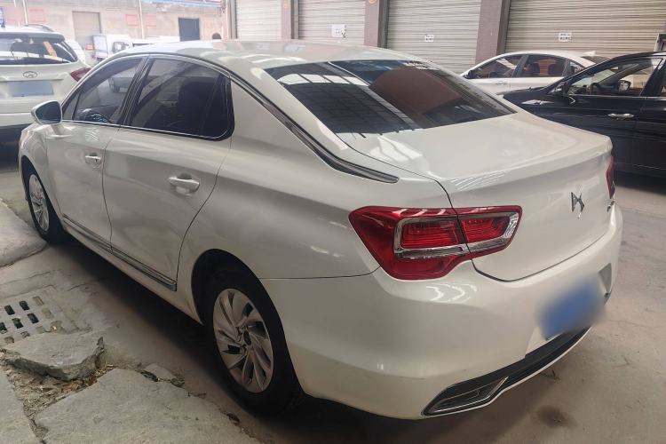 Used DS 5LS 2014 1.8L automatic Comfort version VTi140 Exterior 3