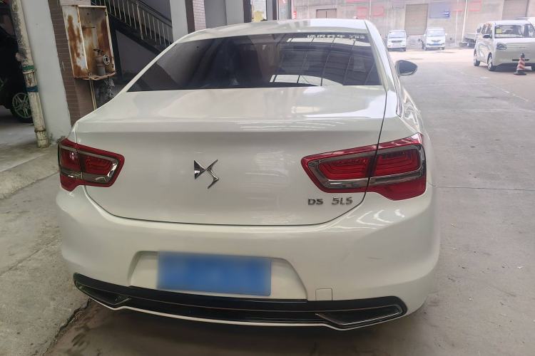 Used DS 5LS 2014 1.8L automatic Comfort version VTi140 Exterior 4