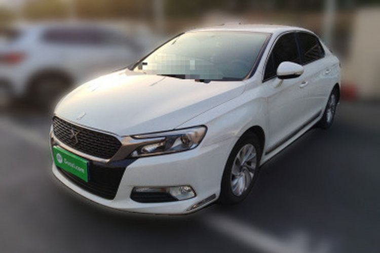 Used DS 5LS 2014 1.8L automatic Comfort version VTi140 Exterior 5