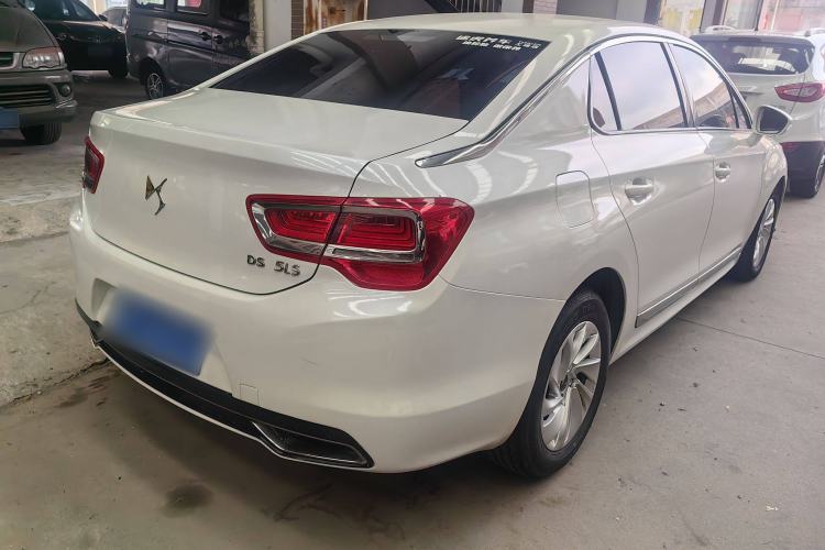 Used DS 5LS 2014 1.8L automatic Comfort version VTi140 Exterior 5