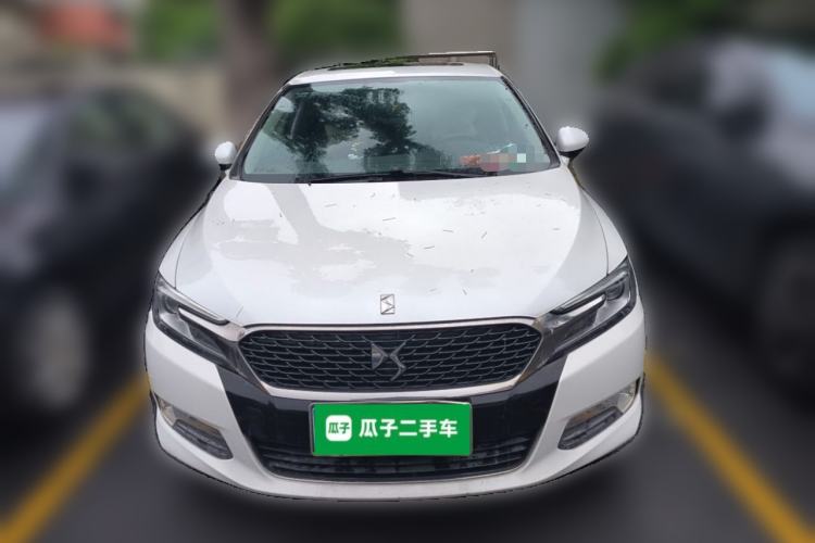 Used DS 5LS 2014 1.8L Elegant Edition VTi140 Front
