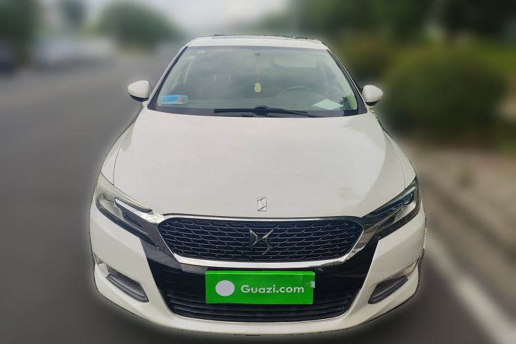 Used DS 5LS 2014 1.8L Elegant Edition VTi140 Front