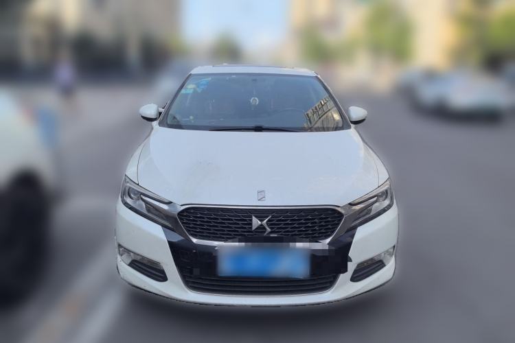 Used DS 5LS 2014 1.8L Elegant Edition VTi140 Front