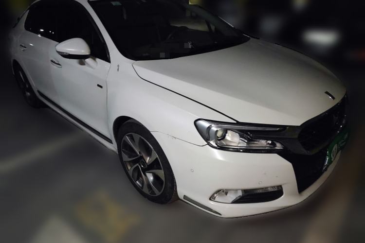 Used DS 5LS 2014 1.6T Prestige Edition THP200 Front Right 45 Deg