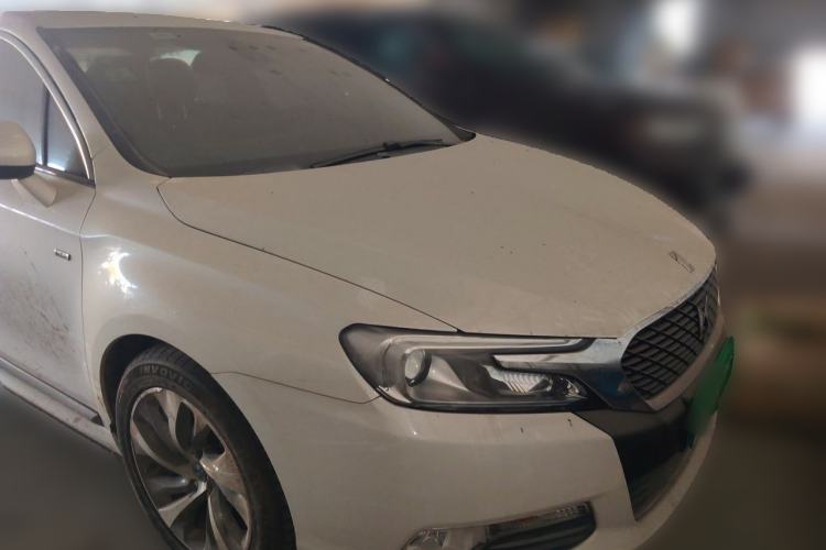 Used DS 5LS 2014 1.6T Elegant Version THP160 Front Right 45 Deg