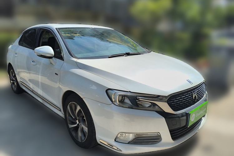 Used DS 5LS 2014 1.6T Elegant Version THP160 Front Right 45 Deg