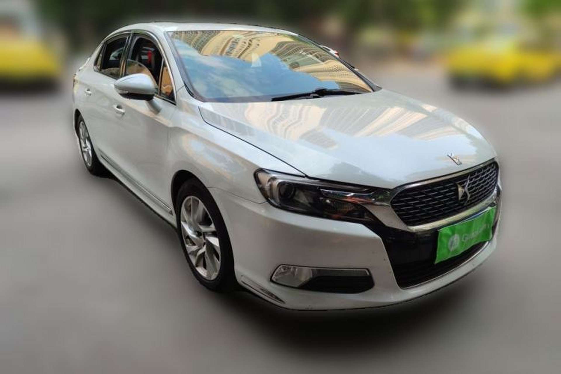 Used DS 5LS 2014 1.8L Elegant Edition VTi140 Front Right 45 Deg
