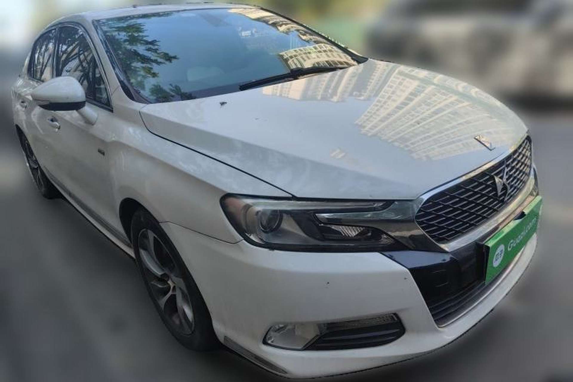 Used DS 5LS 2014 1.6T Luxury Edition THP160 Front Right 45 Deg