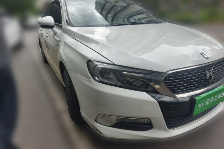 Used DS 5LS 2014 1.6T Elegant Version THP160 Front Right 45 Deg