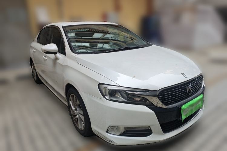 Used DS 5LS 2014 1.8L Elegant Edition VTi140 Front Right 45 Deg