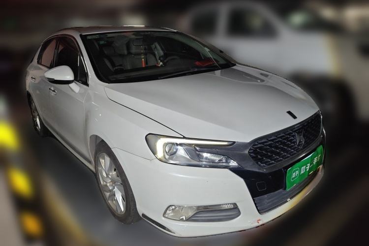 Used DS 5LS 2014 1.8L Elegant Edition VTi140 Front Right 45 Deg