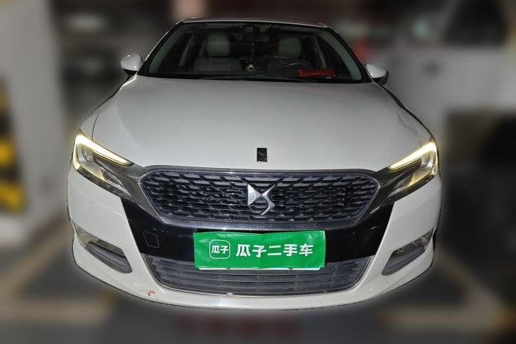 Used DS 5LS 2014 1.8L Elegant Edition VTi140 Front