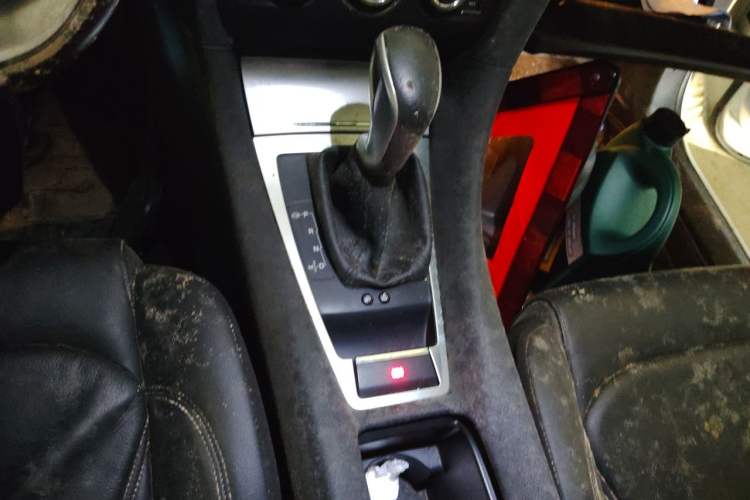 Used DS 5LS 2014 1.6T Elegant Version THP160 Gear Lever