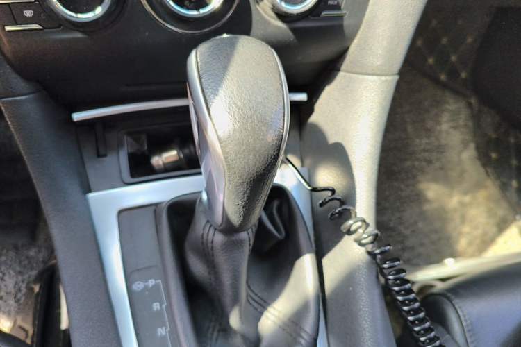 Used DS 5LS 2014 1.6T Elegant Version THP160 Gear Lever