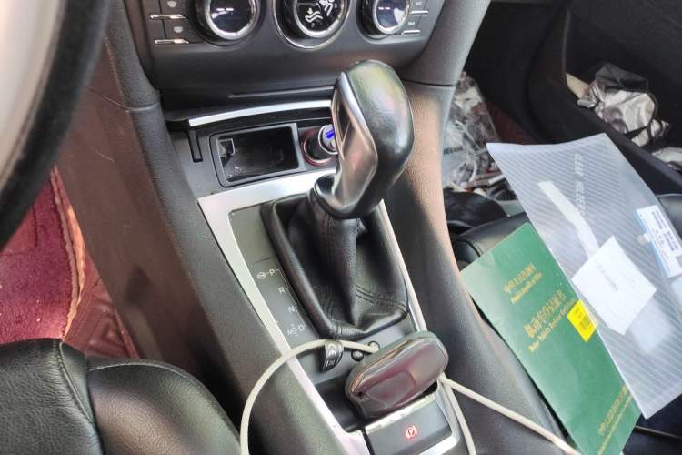 Used DS 5LS 2014 1.6T Luxury Edition THP160 Gear Lever