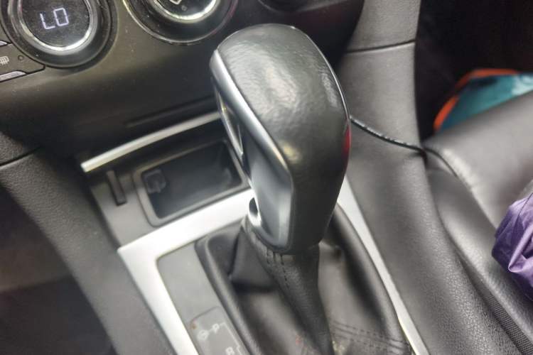 Used DS 5LS 2014 1.6T Elegant Version THP160 Gear Lever
