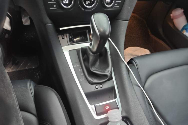 Used DS 5LS 2014 1.6T Elegant Version THP160 Gear Lever